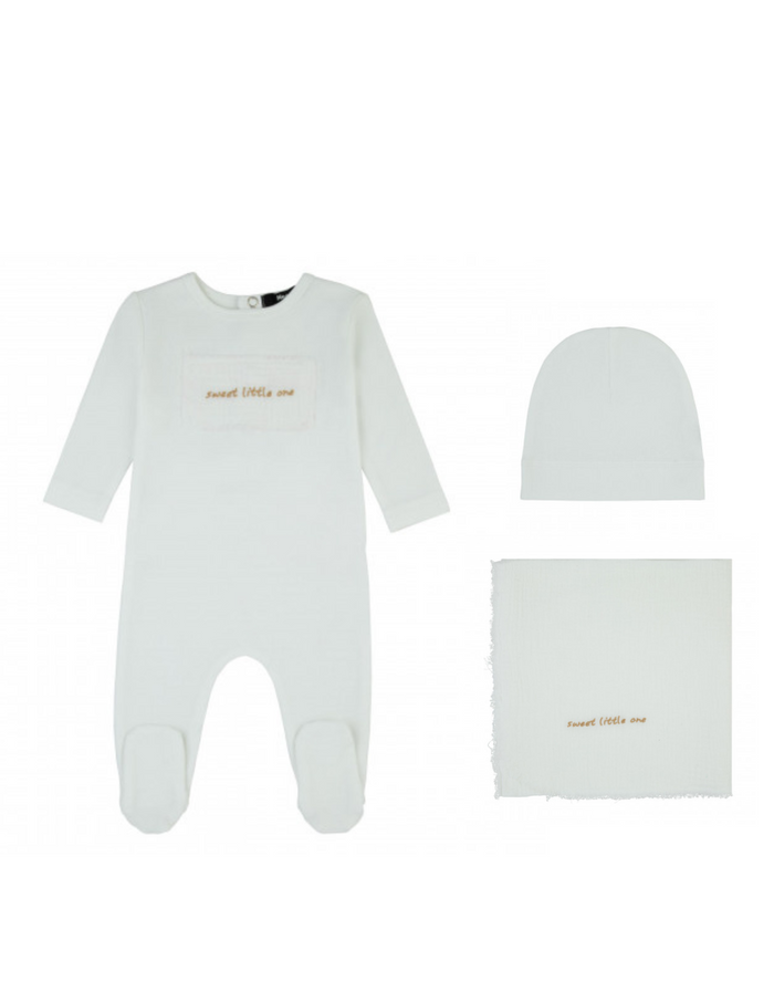 Muslin Patch Layette Set