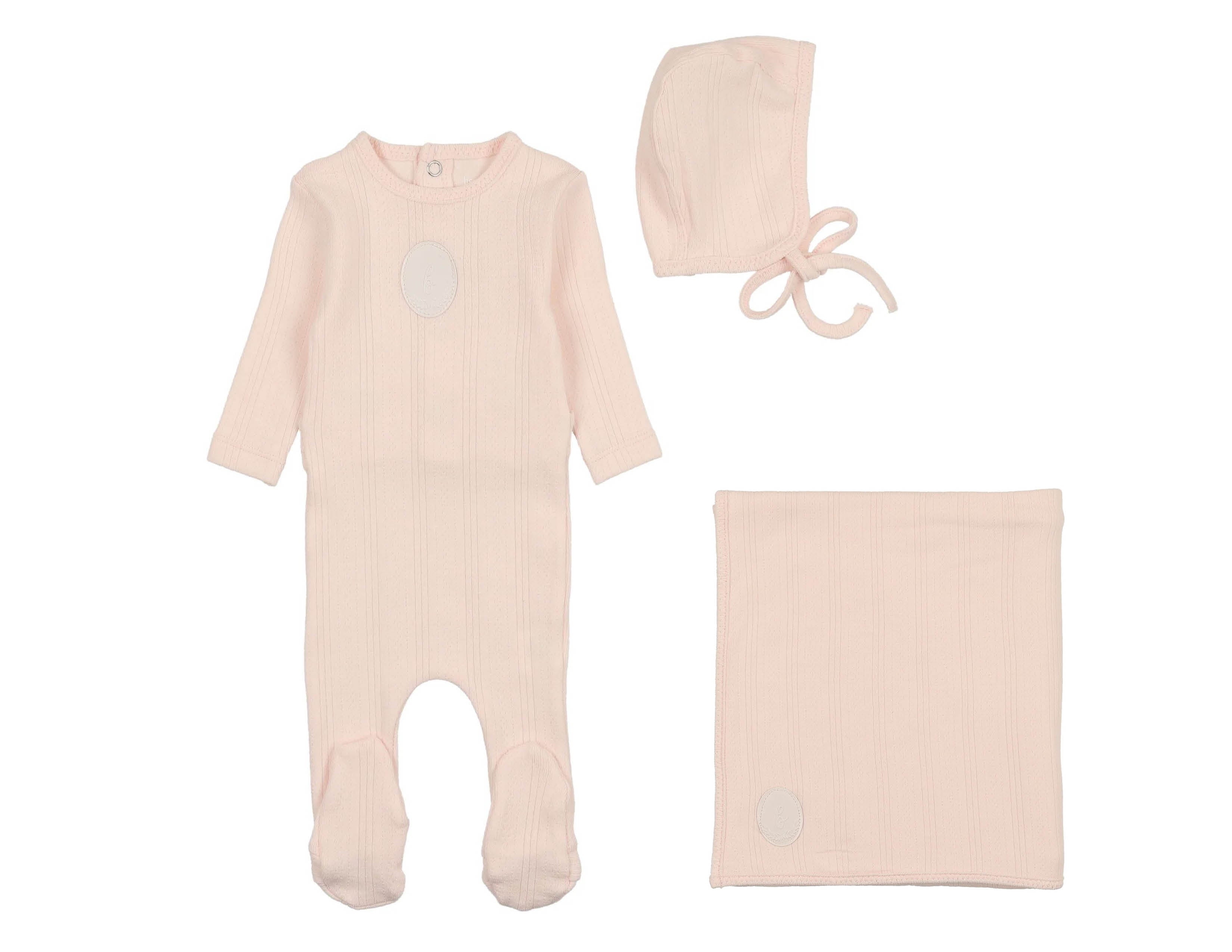 Pointelle Engraved Plaque Layette Set