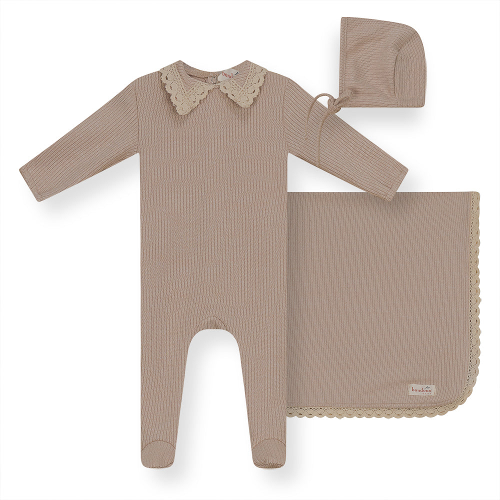 Lace Collar Layette Set