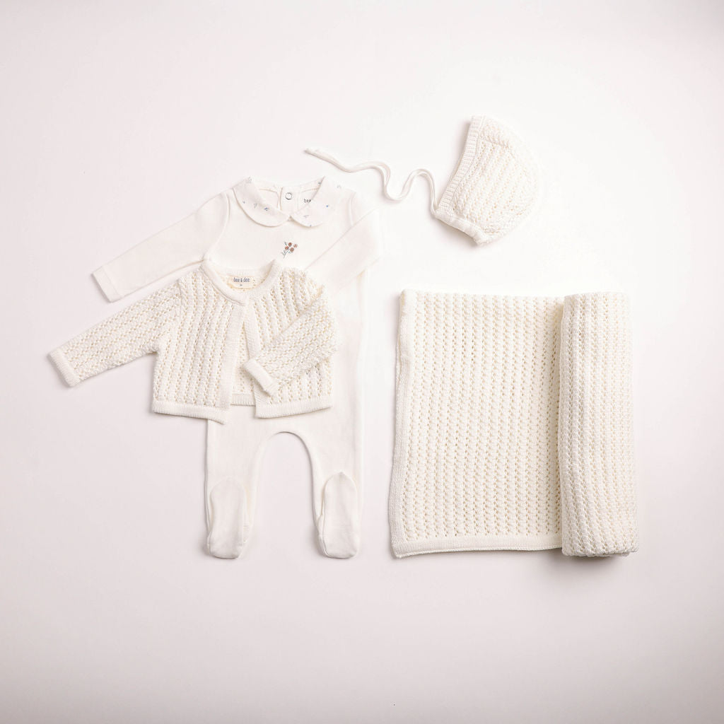 Delicata Ensamble Layette Set