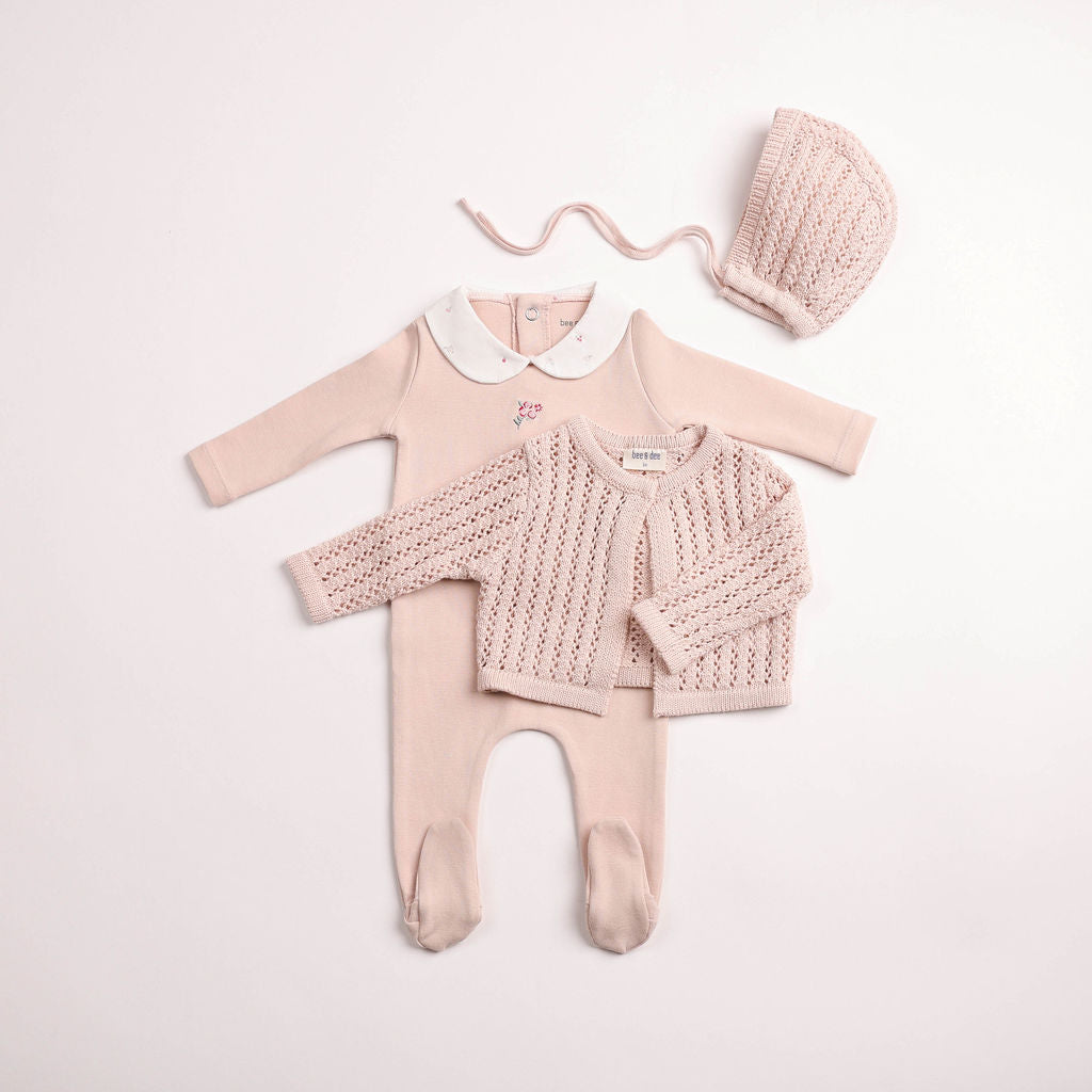 Delicata Ensamble Footie & Hat