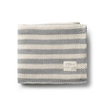DH Iconic Stripe Knit Blanket