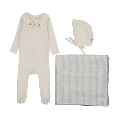Sweetheart Collar Layette Set