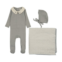 Sweetheart Collar Layette Set